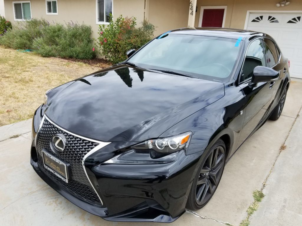 Lexus with a new windshield
